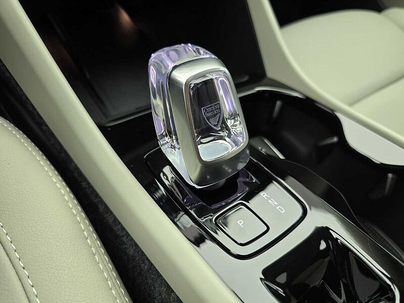 Volvo  Ultra, B4 AWD 마일드 하이브리드, 가솔린, 브라이트