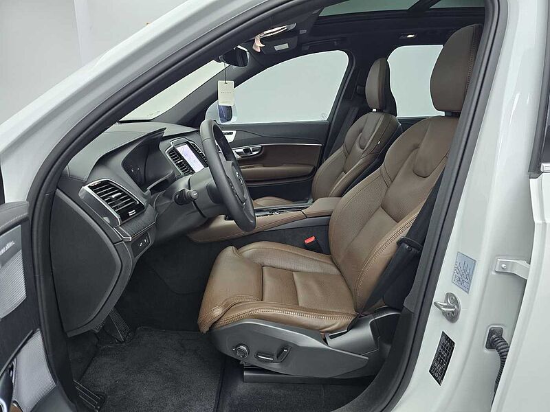 Volvo T8 AWD Recharge Ultimate bright