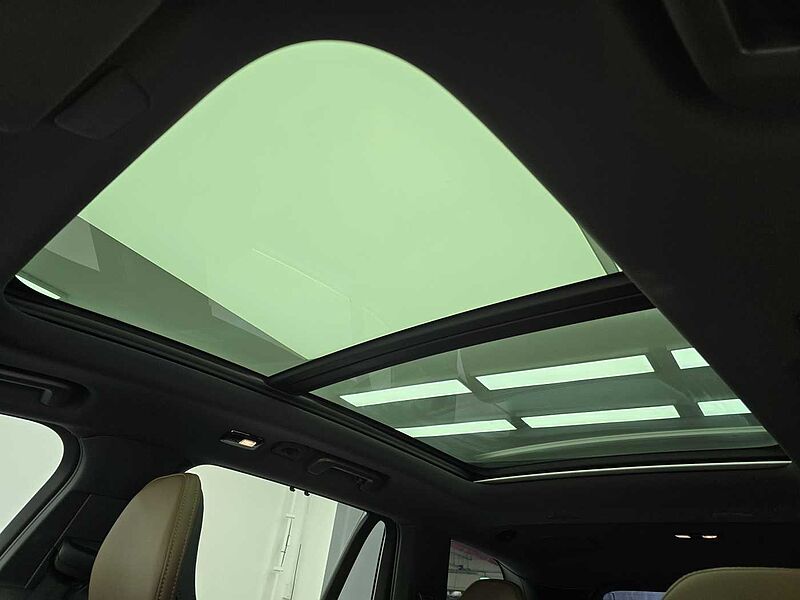 Volvo T8 AWD Recharge Ultimate bright