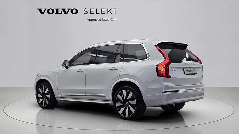 Volvo T8 AWD Recharge Ultimate bright