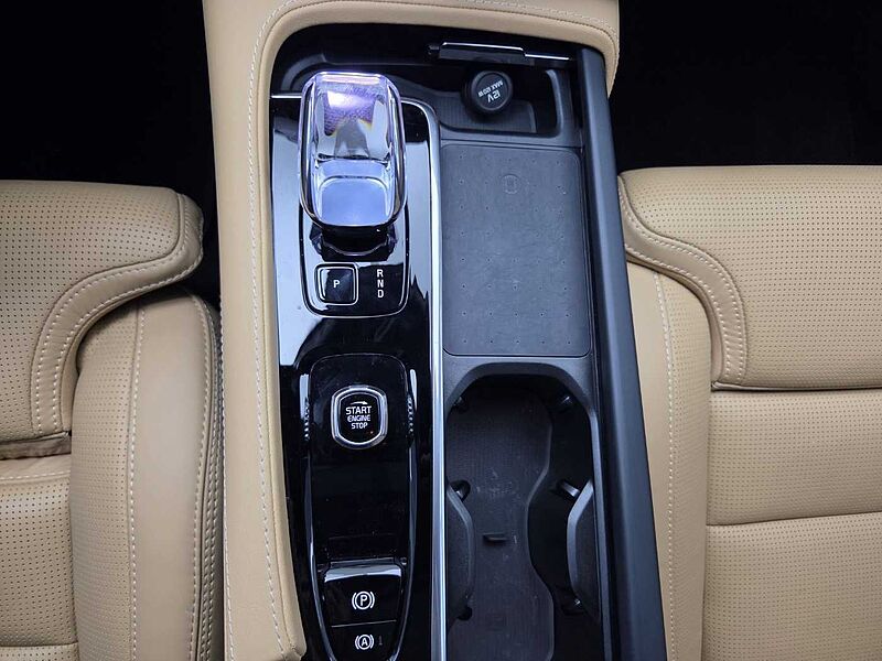 Volvo Recharge Ultimate, T8 AWD 플러그-인 하이브리드, 전기/가솔린, 브라이트, 7 좌석