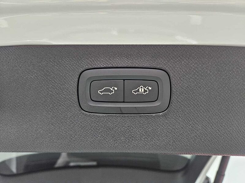 Volvo T8 AWD Recharge Ultimate