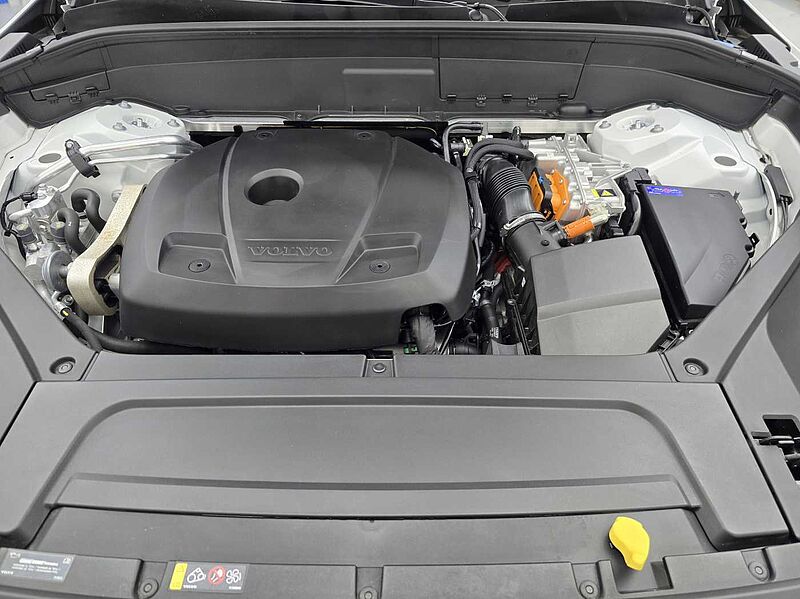 Volvo Recharge Ultimate, T8 AWD 플러그-인 하이브리드, 전기/가솔린, 브라이트, 7 좌석