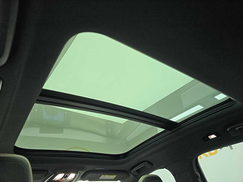 Volvo  T8 AWD Ultra Bright