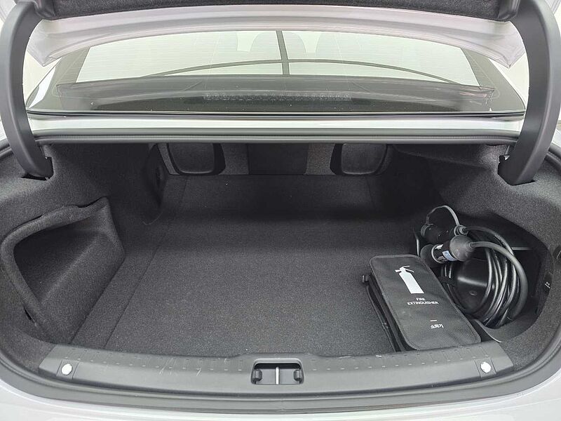 Volvo  T8 AWD Ultra Bright