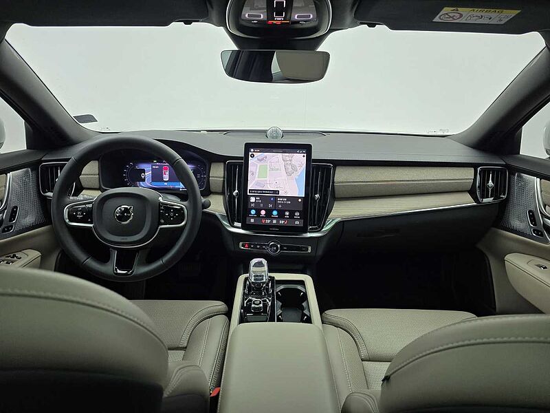 Volvo  T8 AWD Ultra Bright