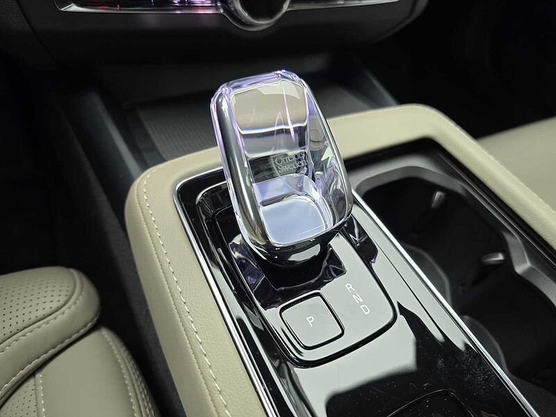 Volvo  T8 AWD Ultra Bright