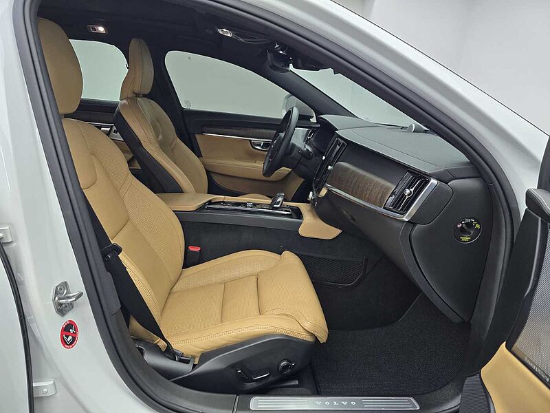 Volvo  Cross Country Pro, B5 AWD