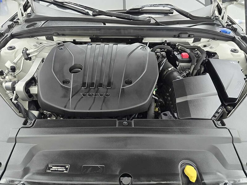 Volvo  Cross Country Pro, B5 AWD