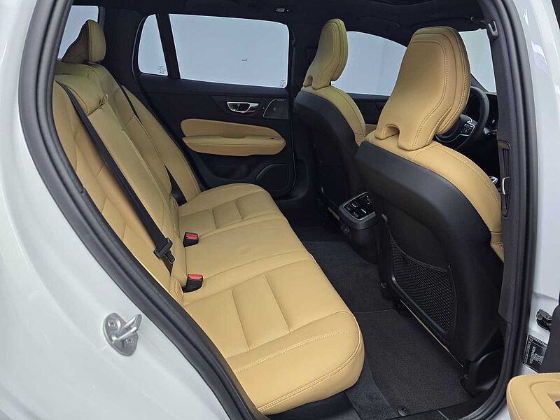 Volvo B5 AWD Ultimate bright