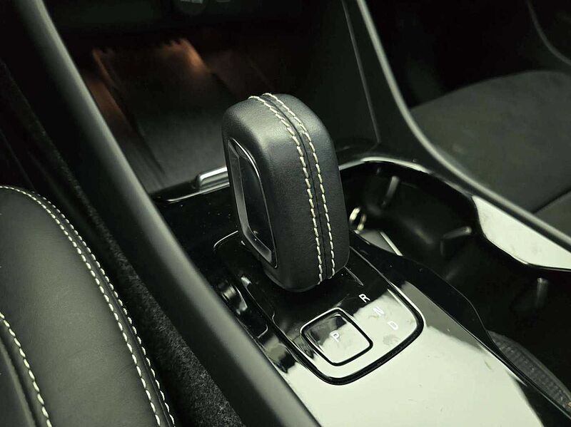 Volvo  Recharge Recharge Pro, Twin motor