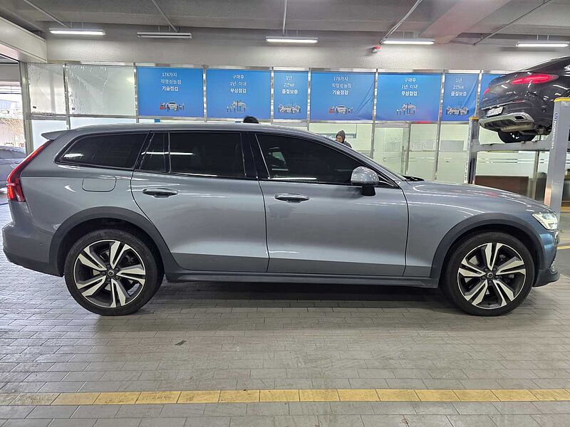 Volvo  Cross Country Pro, B5 AWD (250 hp) aut