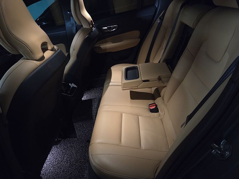 Volvo  Cross Country Pro, B5 AWD (250 hp) aut