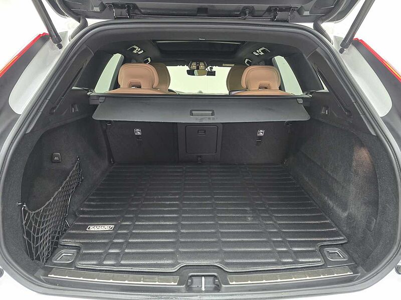 Volvo  Inscription, B5 AWD mild hybrid