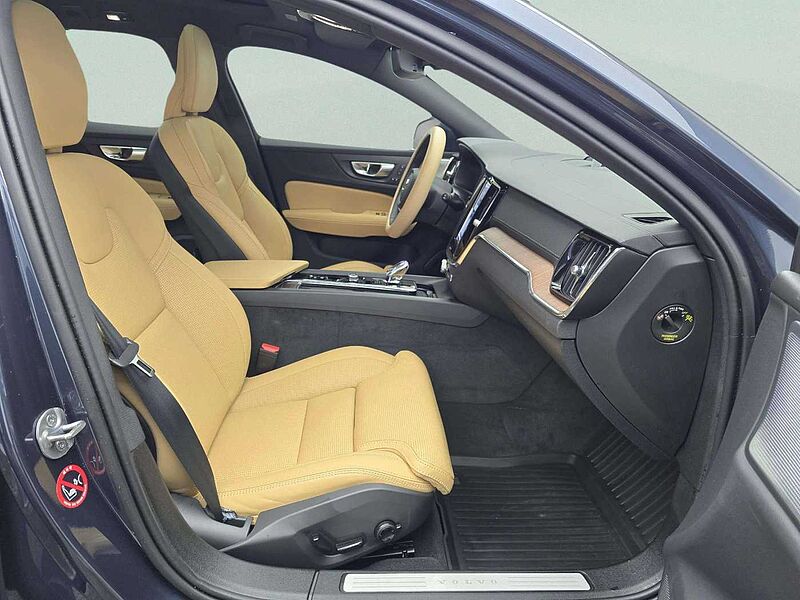 Volvo  Ultimate, B5 AWD 마일드 하이브리드, 가솔린, 브라이트