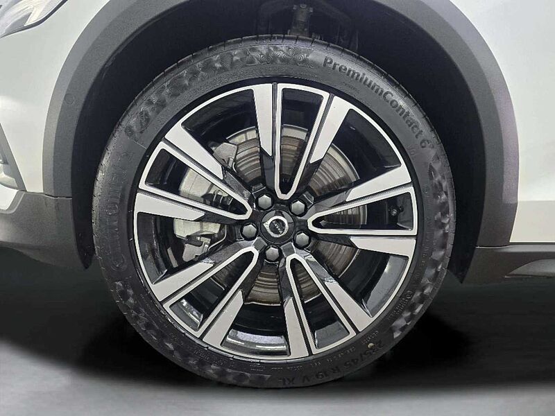 Volvo  B5 AWD Ultra Bright