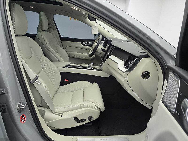 Volvo Ultra, B5 AWD 마일드 하이브리드, 가솔린, 브라이트