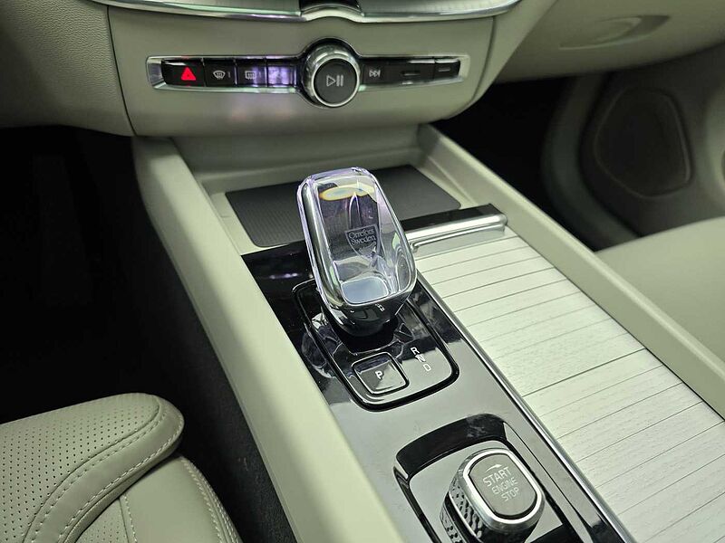 Volvo  B5 AWD Ultra bright Dare Air Sus