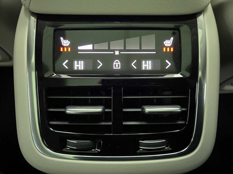 Volvo  B5 AWD Ultra Bright Air-Sus