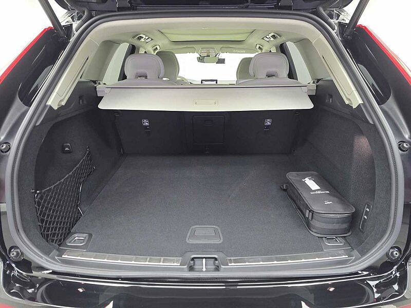 Volvo  B5 AWD Ultra Bright Air-Sus