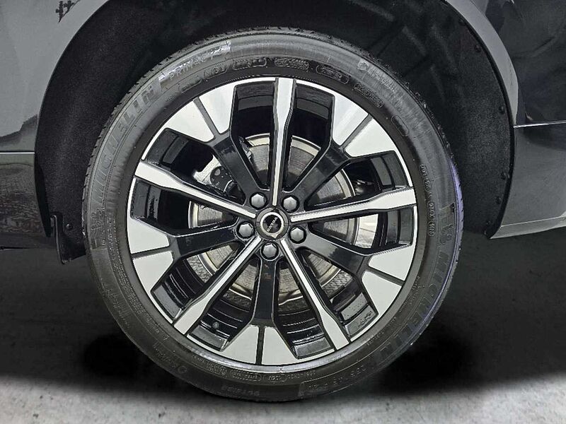 Volvo  B5 AWD Ultra Bright Air-Sus