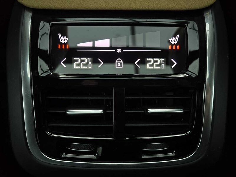 Volvo Ultimate, B5 mild hybrid, 가솔린, Bright