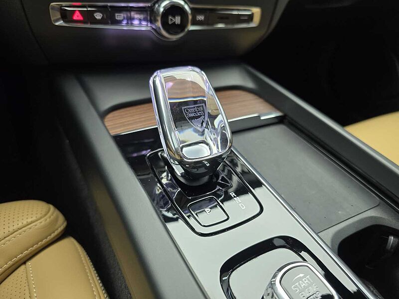 Volvo Ultimate, B5 mild hybrid, 가솔린, Bright