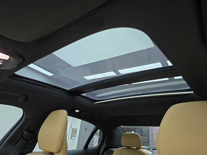 Volvo Ultimate, B5 mild hybrid, 가솔린, Bright