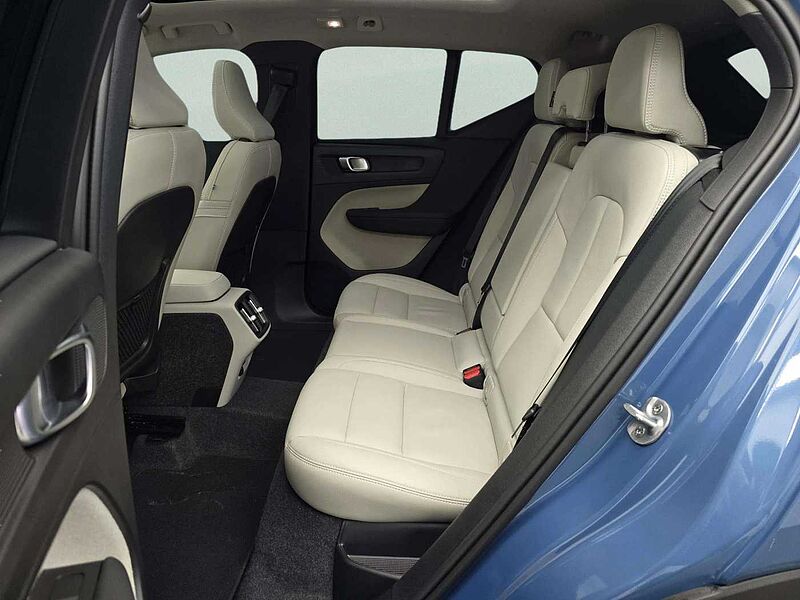 Volvo  Ultra, B4 AWD 마일드 하이브리드, 가솔린, 브라이트