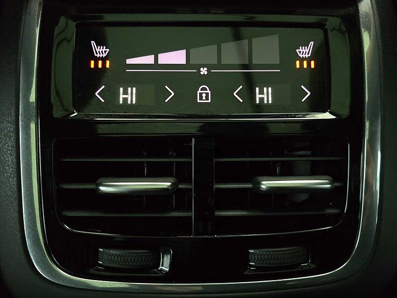 Volvo  Ultimate, B5 AWD mild hybrid, 가솔린, Bright