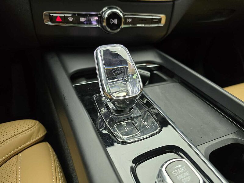 Volvo  Ultimate, B5 AWD 마일드 하이브리드, 가솔린, 브라이트