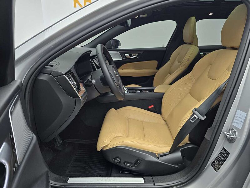 Volvo  B5 AWD Ultra bright