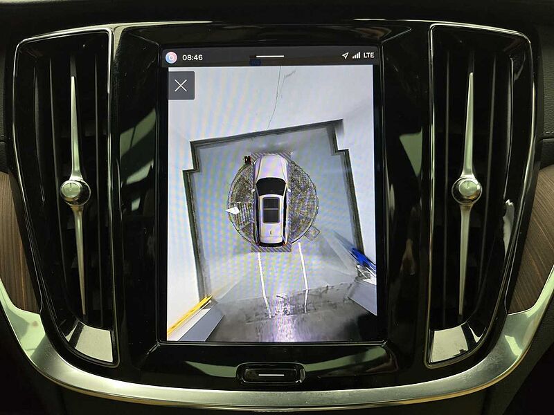 Volvo  B5 AWD Ultra bright