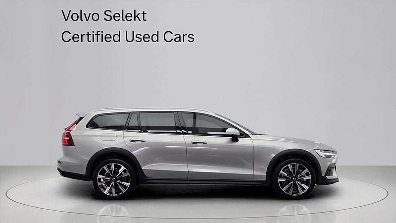 Volvo  B5 AWD Ultra bright