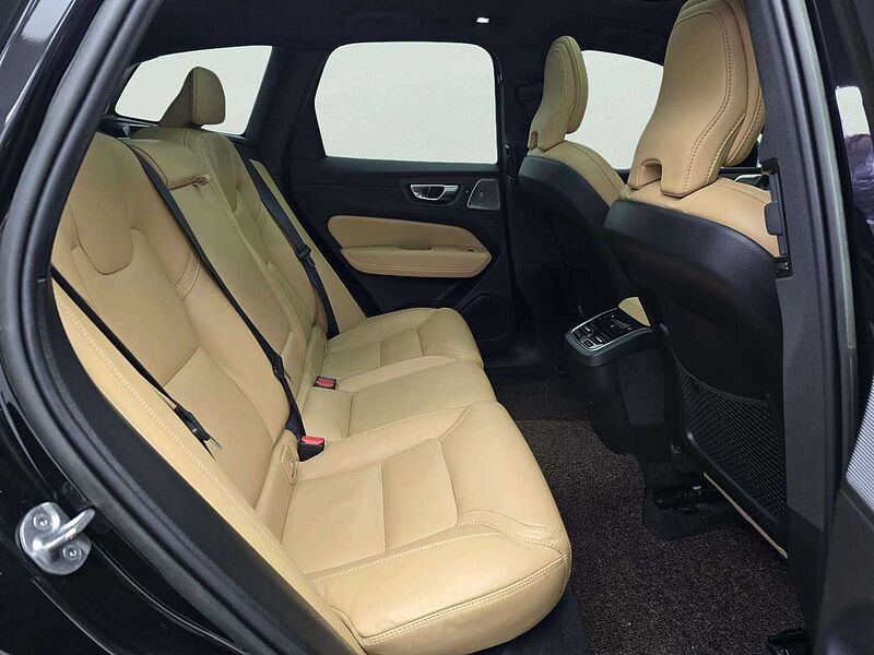 Volvo Ultimate, B6 AWD mild hybrid, 가솔린, Bright