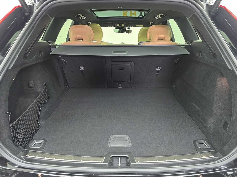 Volvo Ultimate, B6 AWD mild hybrid, 가솔린, Bright