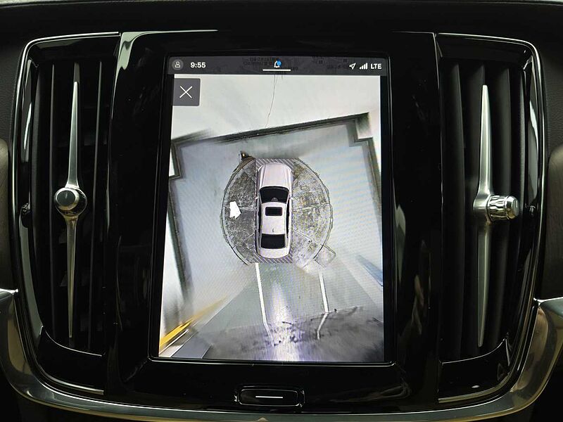 Volvo  B6 AWD Ultimate Bright