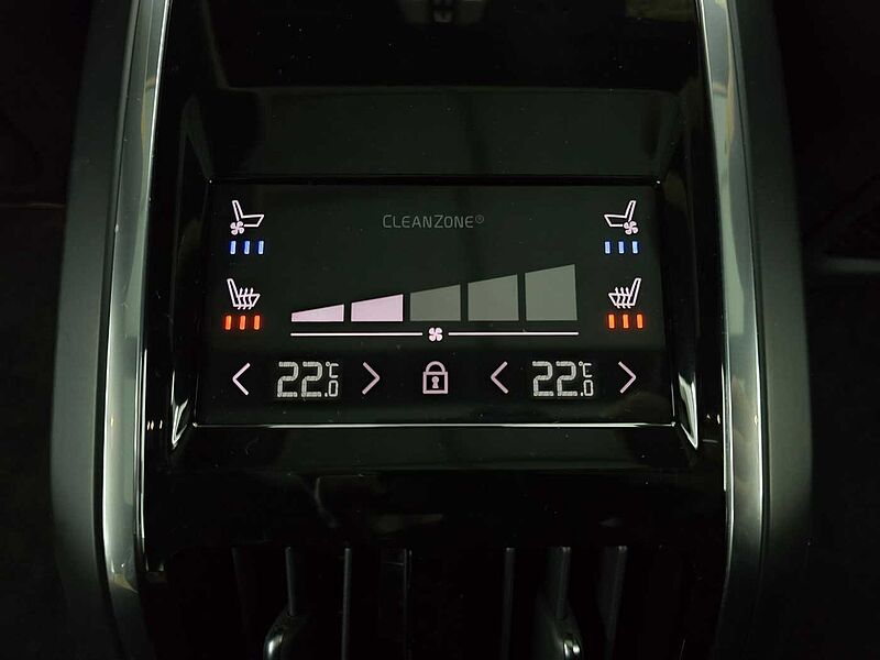 Volvo  B6 AWD Ultimate Bright