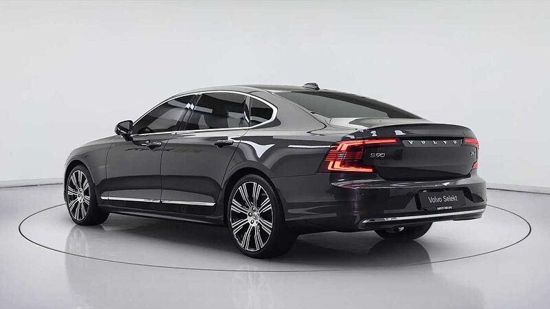 Volvo  B6 AWD Ultimate Bright