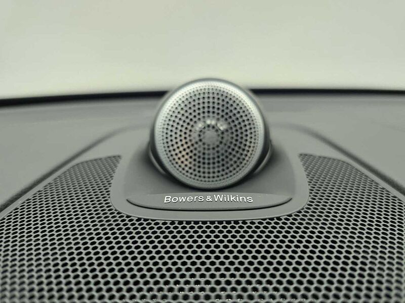 Volvo Ultimate, B6 AWD mild hybrid, 가솔린, Bright