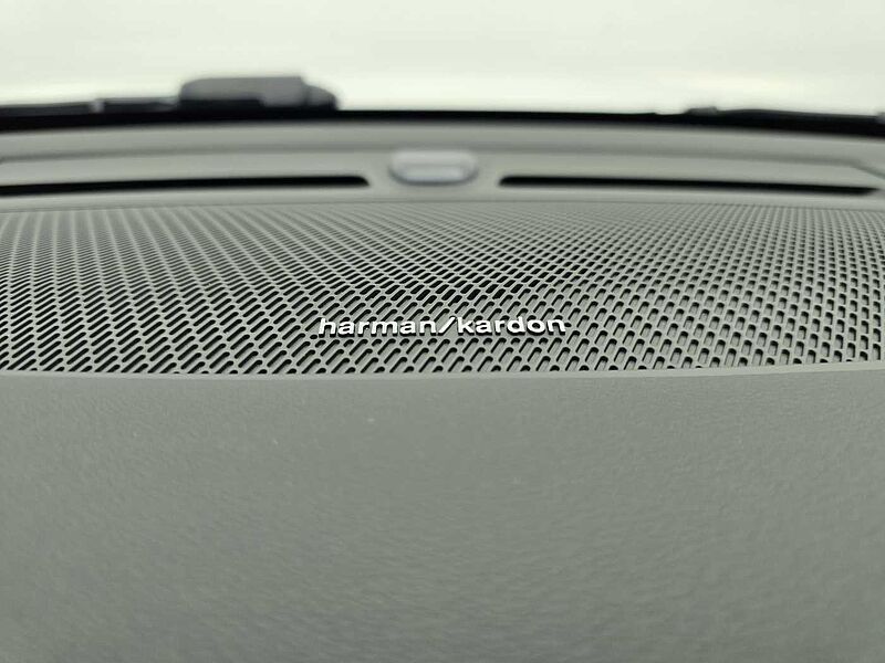 Volvo Ultimate, B4 AWD 마일드 하이브리드, 가솔린, 브라이트