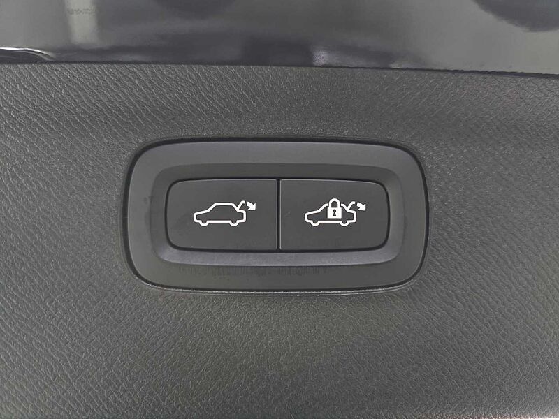 Volvo  Recharge Inscription, T8 AWD plug-in hybrid, 7 Seats