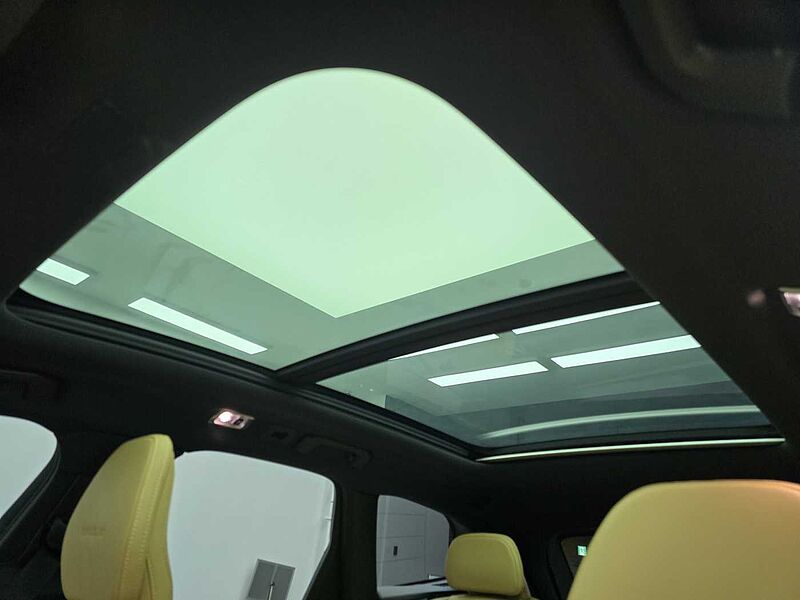 Volvo  D5 AWD 인스크립션