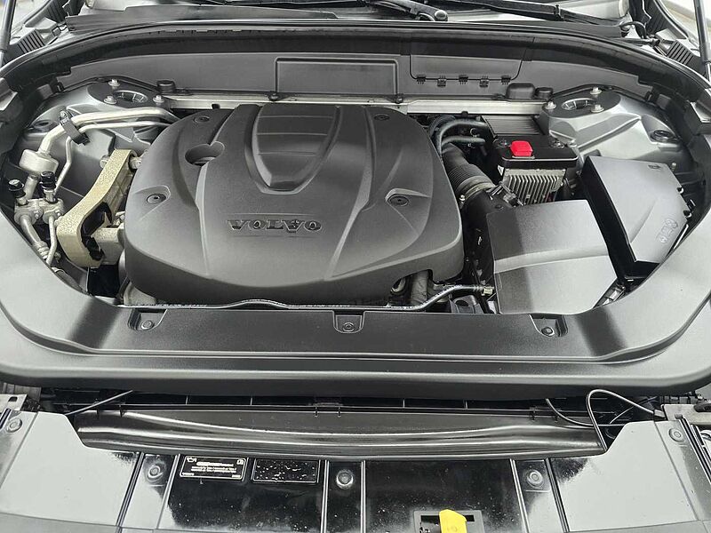 Volvo  D5 AWD 인스크립션