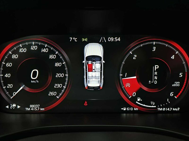 Volvo  D5 AWD 인스크립션