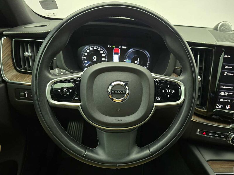 Volvo  Recharge Inscription, T8 AWD (405 hp) aut