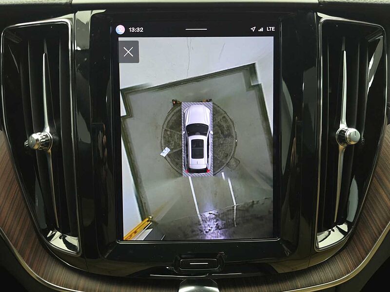 Volvo  Ultimate, B5 AWD mild hybrid, 가솔린, Bright