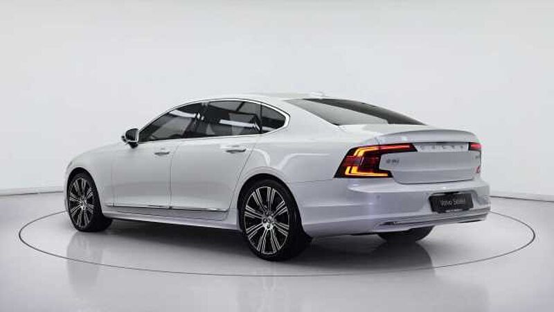 Volvo  Ultimate, B6 AWD mild hybrid, 가솔린, Bright