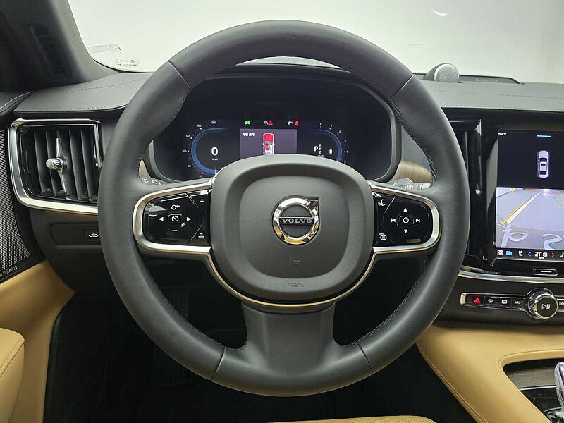 Volvo  Ultimate, B6 AWD mild hybrid, 가솔린, Bright