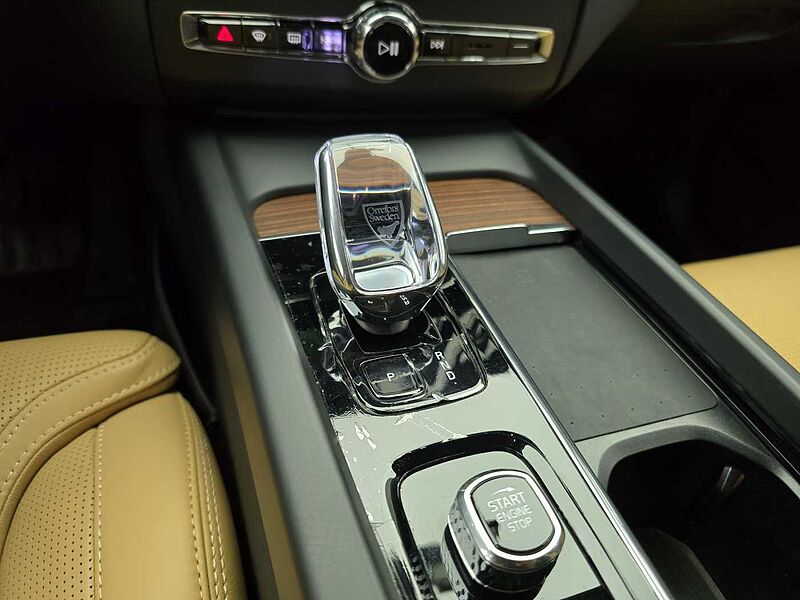 Volvo  Ultimate, B5 AWD 마일드 하이브리드, 가솔린, 브라이트